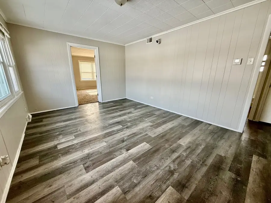 14448 Kilbourne Avenue, Midlothian, IL 60445 - #2