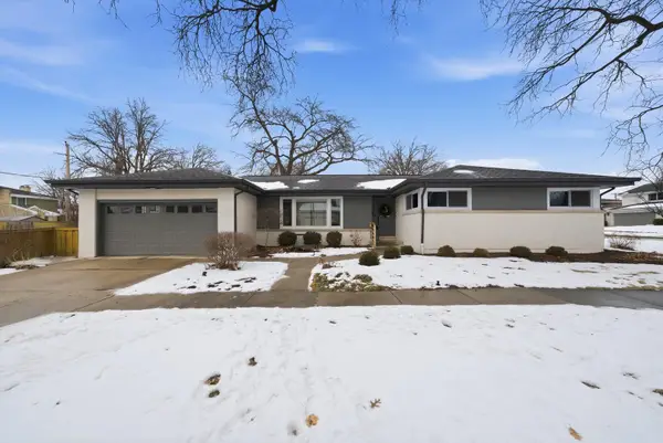 101 W Jackson Street, Elmhurst, IL 60126