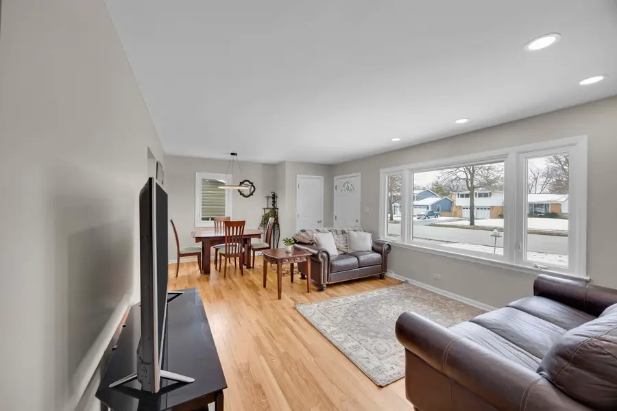 128 55th Street, Downers Grove, IL 60515 - Image #2