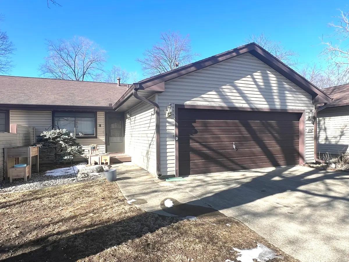 106 Spring Circle #106, Urbana, IL 61802 - #1