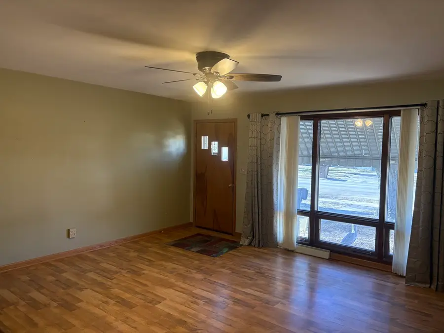 1164 Westview Drive, Rochelle, IL 61068 - #3