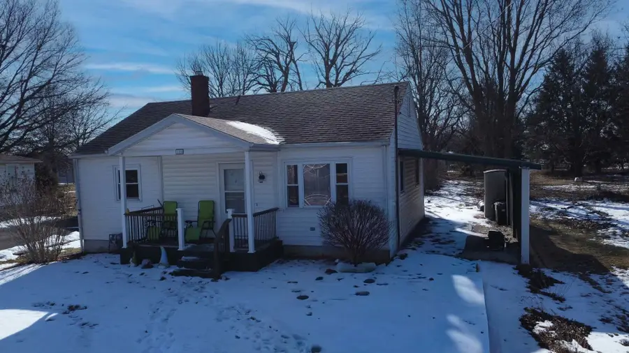 122 W Harrison Avenue, Cissna Park, IL 60924 - Image #2