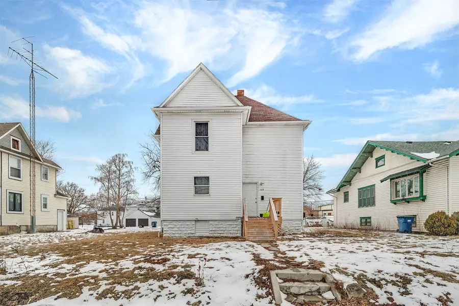 1129 E Merchant Street, Kankakee, IL 60901 - #2