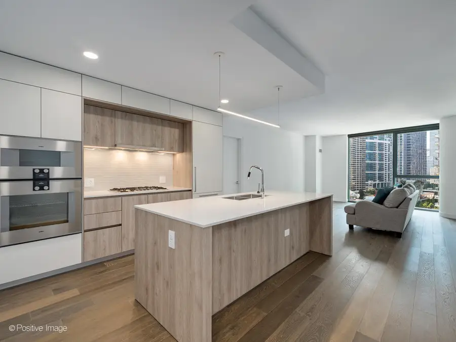 211 N Harbor Drive #1003, Chicago, IL 60601 - #2