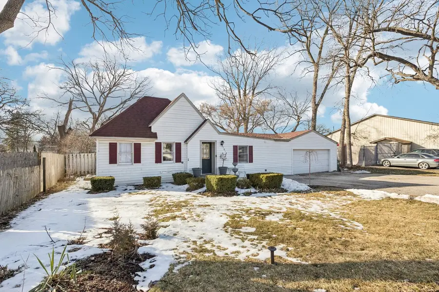 1618 Round Lake Drive, Round Lake Beach, IL 60073 - #3