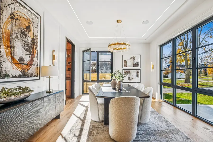 377 S Prairie Avenue, Elmhurst, IL 60126 - #3