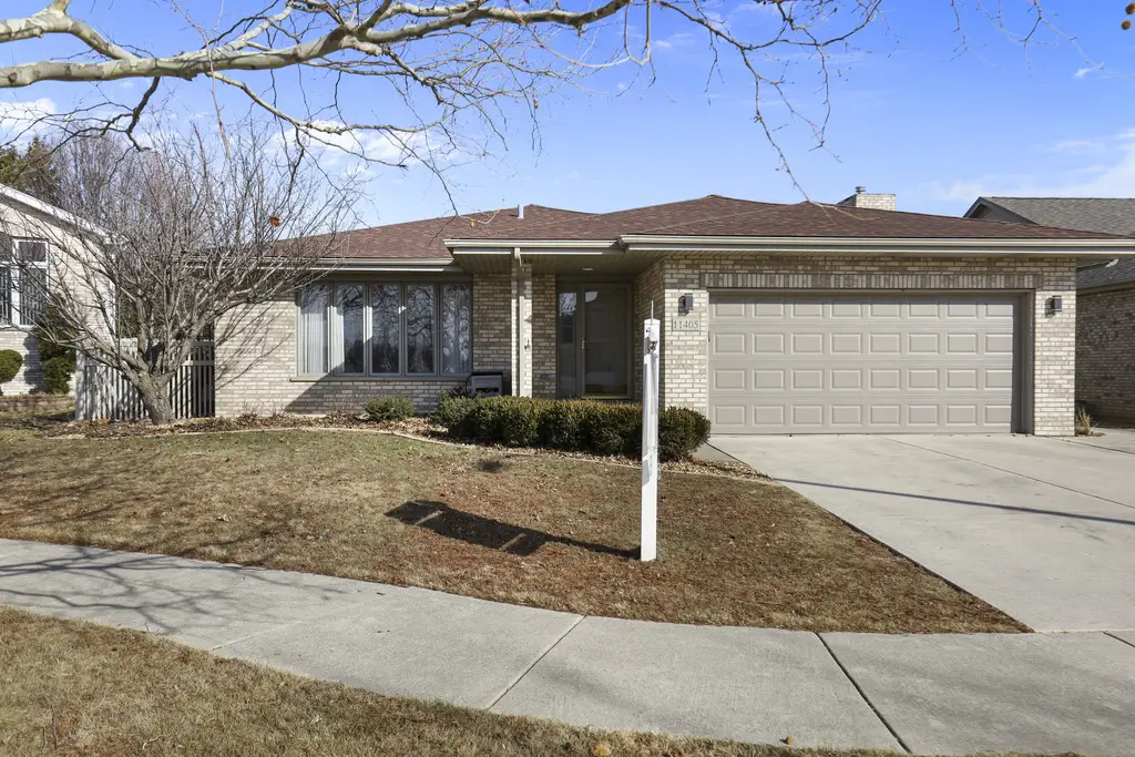 11405 Foxwoods Drive, Oak Lawn, IL 60453 - #1