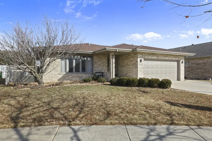 11405 Foxwoods Drive, Oak Lawn, IL 60453 - #2