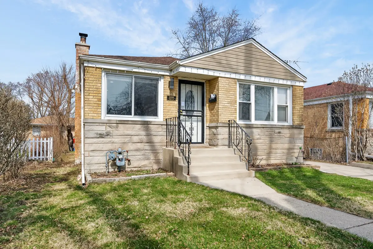 5201 Oak Street, Bellwood, IL 60104 - #1