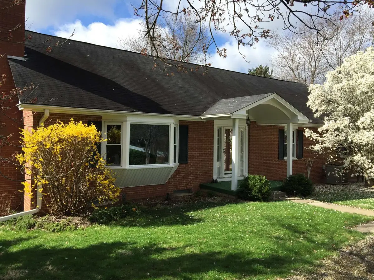 11 Marty Lane, Macomb, IL 61455 - #1