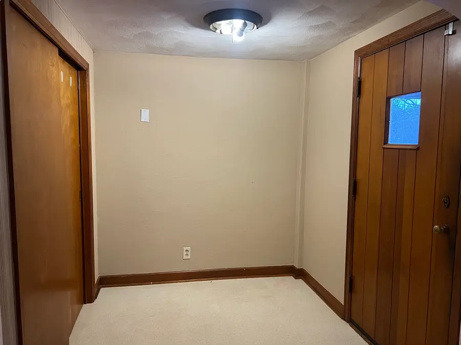 177 S Cone Street, Farmington, IL 61531 - #3