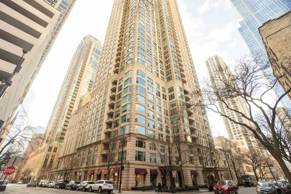 25 E Superior Street #705, Chicago, IL 60611