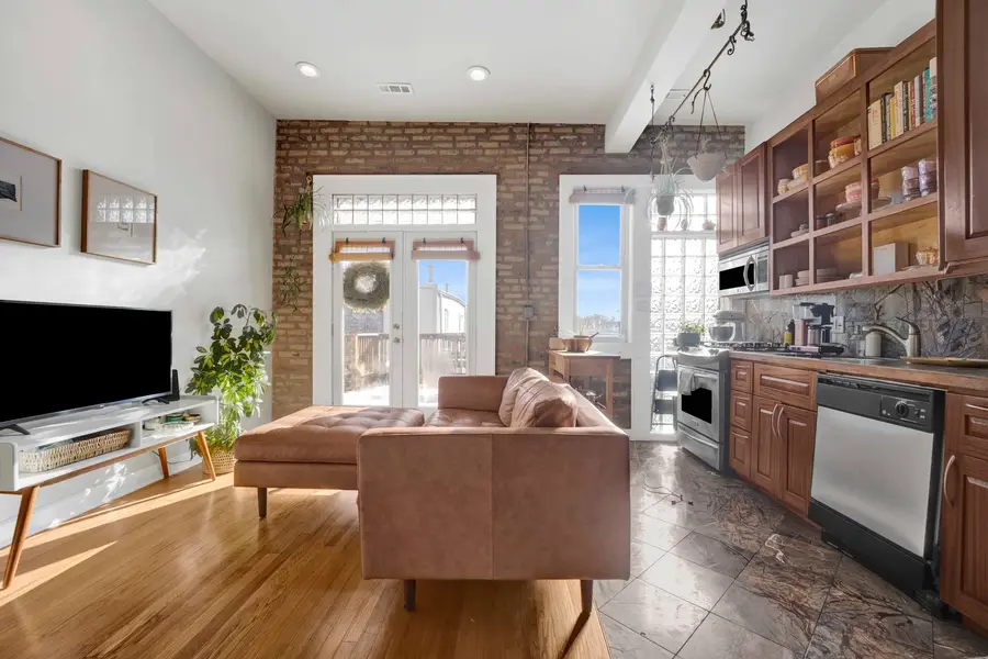 3107 W George Street #3, Chicago, IL 60618 - Image #3