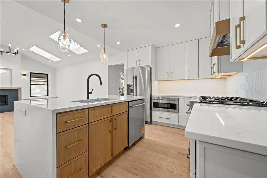 1207 Hoffman Avenue, Park Ridge, IL 60068 - #2