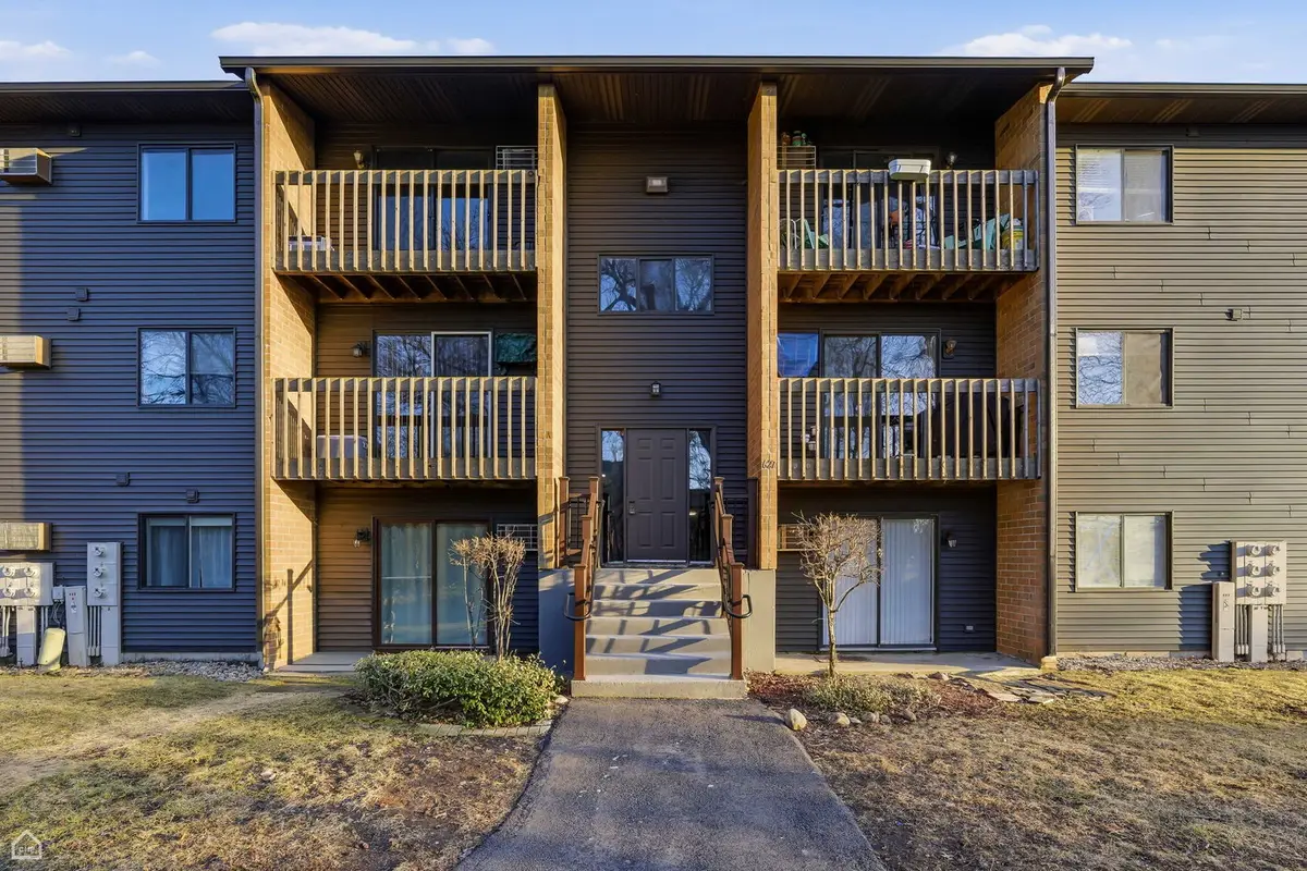 627 Virginia Road #111, Crystal Lake, IL 60014 - #1