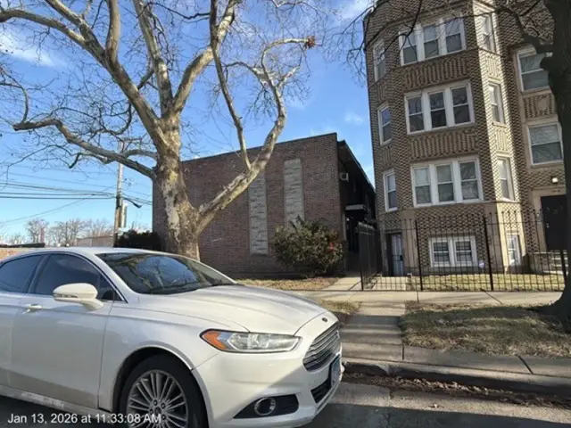 7915 S Saginaw Avenue, Chicago, IL 60617 - #1