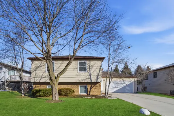 766 Michigan Avenue, South Elgin, IL 60177 - #2