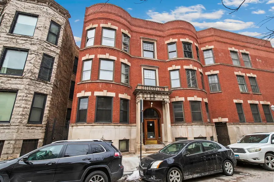3172 N Cambridge Avenue #1, Chicago, IL 60657 - #2