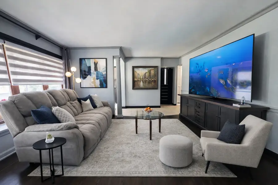 5501 Mulford Street, Skokie, IL 60077 - #3