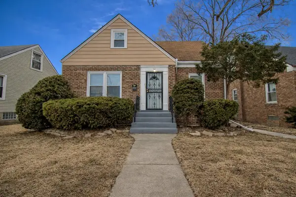 212 E 142nd Place, Dolton, IL 60419