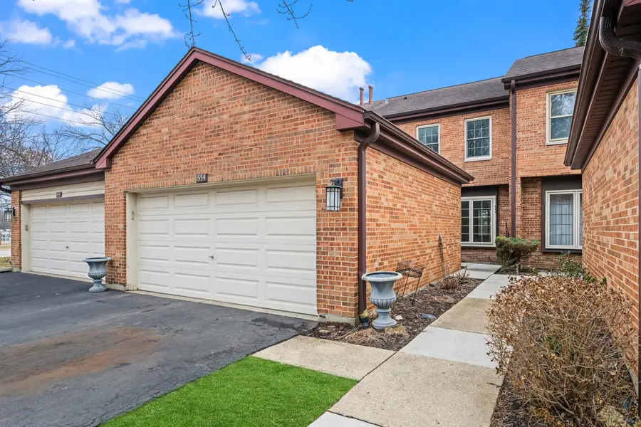 1554 N Windsor Drive, Arlington Heights, IL 60004 - #2