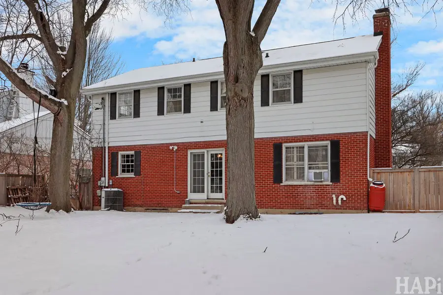 2335 Maple Avenue, Northbrook, IL 60062 - #3