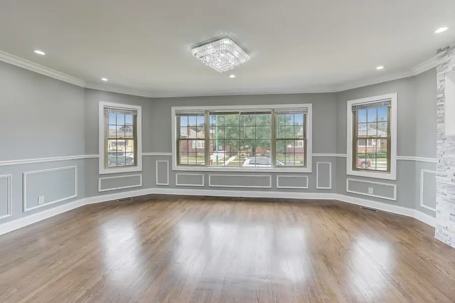 10229 S Calumet Avenue, Chicago, IL 60628 - #3