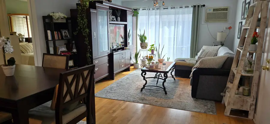 10467 Dearlove Road #6, Glenview, IL 60025 - #3