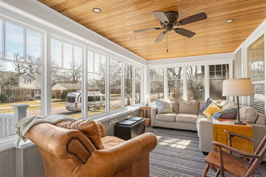 4936 Middaugh Avenue, Downers Grove, IL 60515 - #3