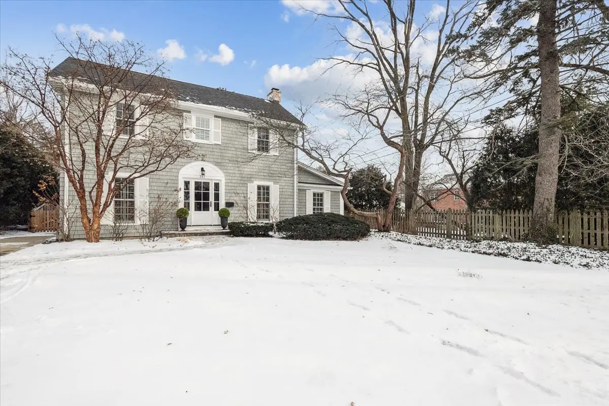 317 Vincent Court, Lake Bluff, IL 60044 - #1