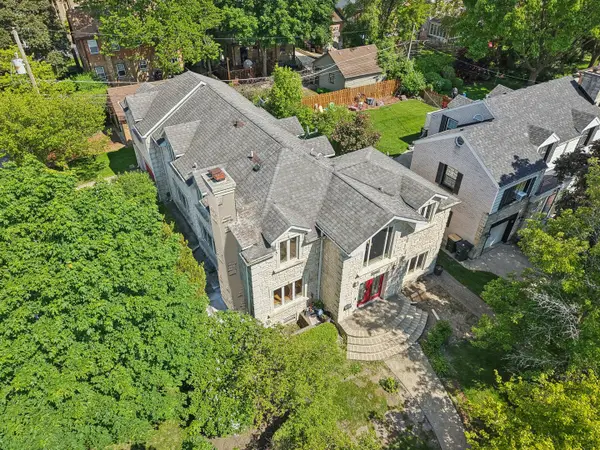 6857 N Knox Avenue, Lincolnwood, IL 60712