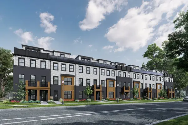 324 E 4th Avenue, Naperville, IL 60540