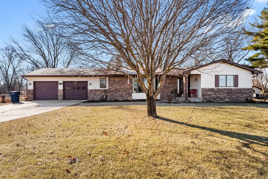 6008 92nd Avenue W, Taylor Ridge, IL 61284 - #2