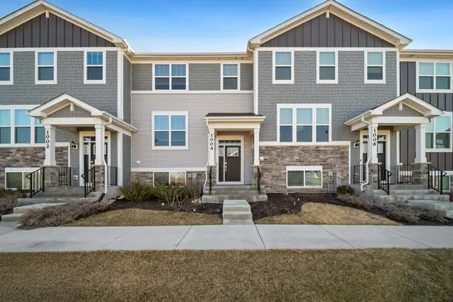 1004 Atterberg Road, South Elgin, IL 60177 - #1