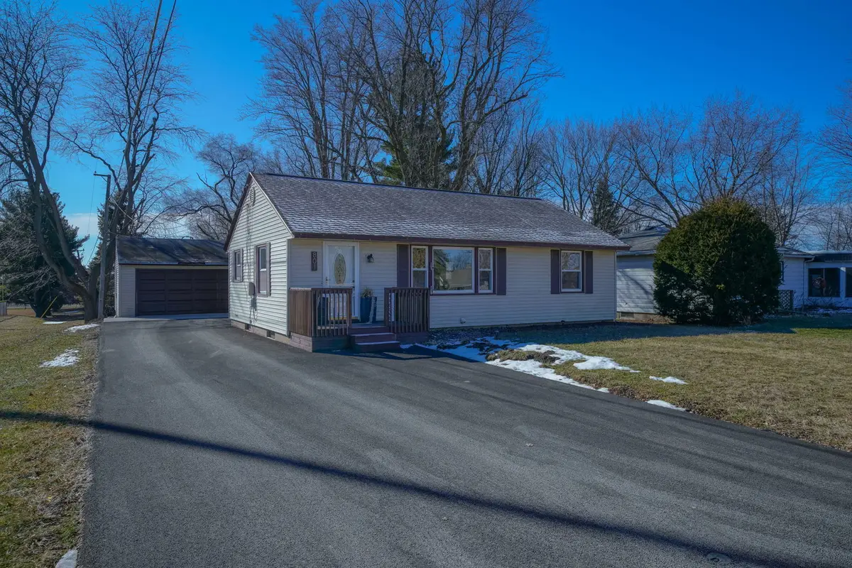 801 W Fulton Street, Polo, IL 61064 - #1