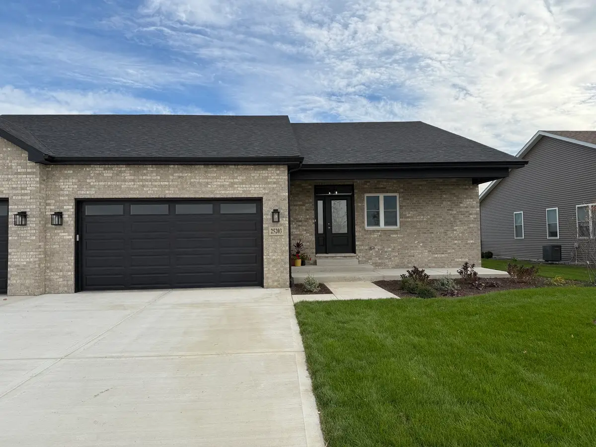 25140 S Westwind Drive, Channahon, IL 60410 - #1