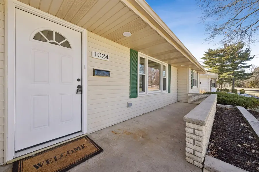 1024 W Walnut Street, Kankakee, IL 60901 - #2