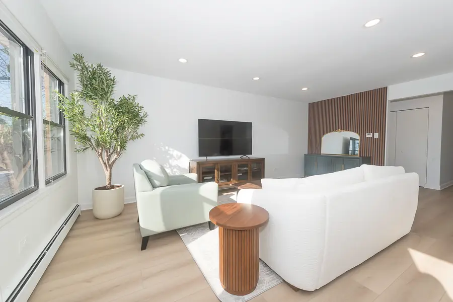 444 Washington Boulevard #404, Oak Park, IL 60302 - #3