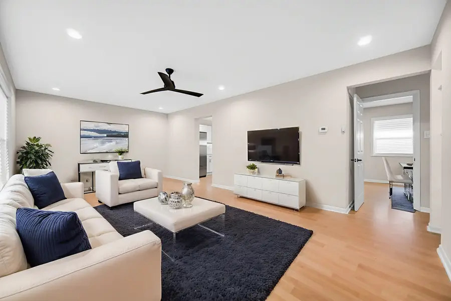 11701 S Campbell Avenue, Chicago, IL 60655 - #3