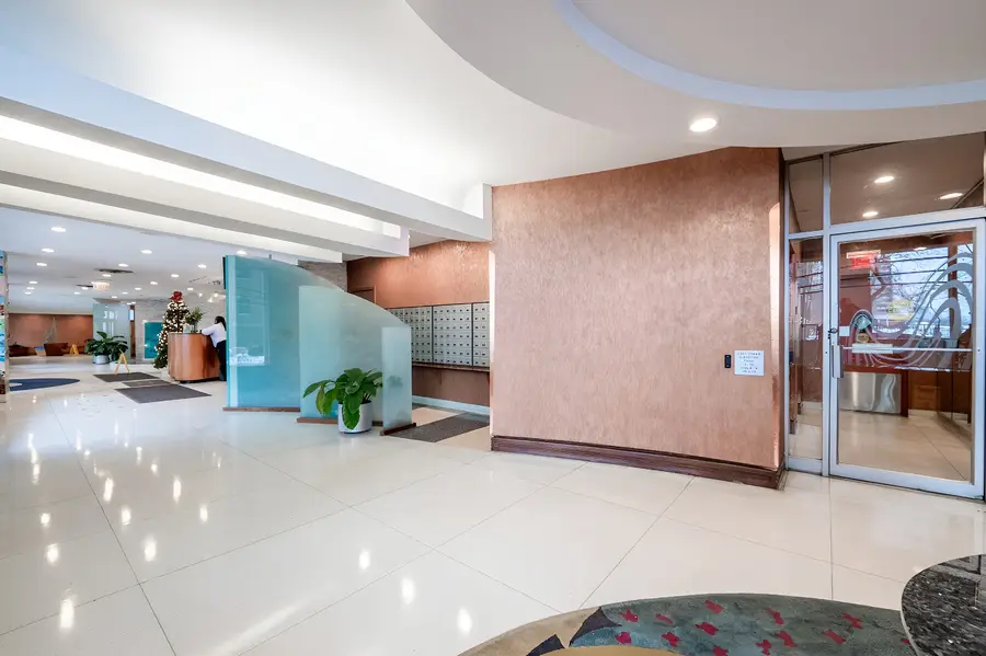 6301 N Sheridan Road #14J, Chicago, IL 60660 - #2