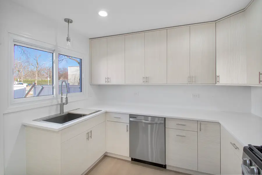 920 Dodge Avenue, Evanston, IL 60202 - #3