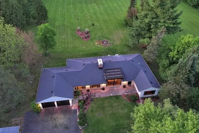 532 W Merri Oaks Road, Barrington Hills, IL 60010 - #3