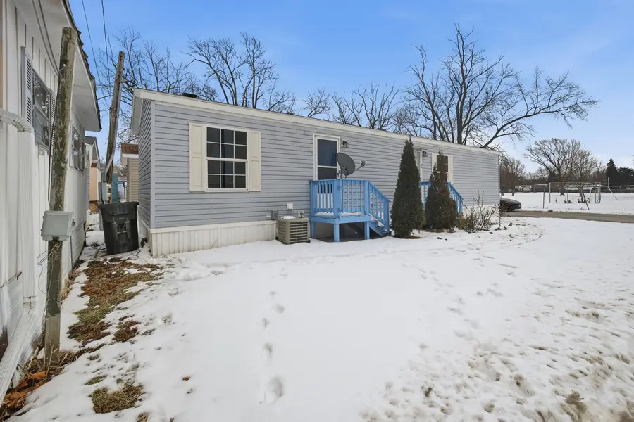 815 E Oakton St Street #311, Des Plaines, IL 60018 - #2