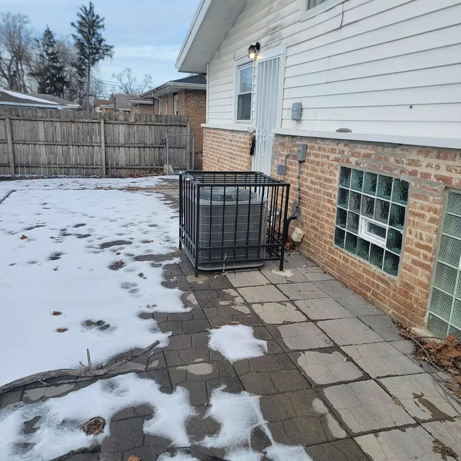 16444 Wolcott Avenue, Markham, IL 60428 - #3