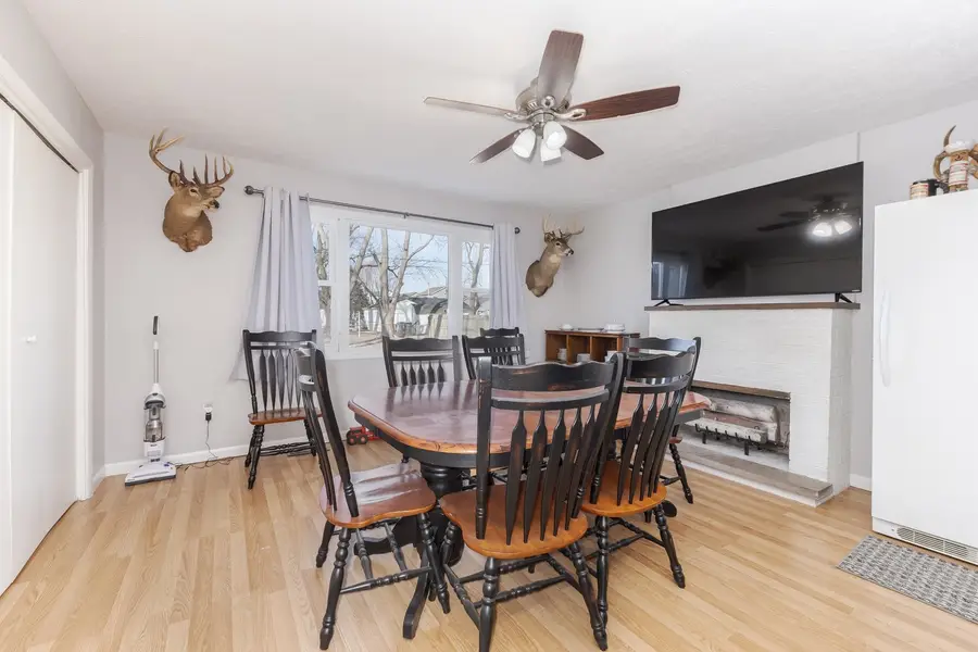 8198 Pine Avenue, Downs, IL 61736 - #3