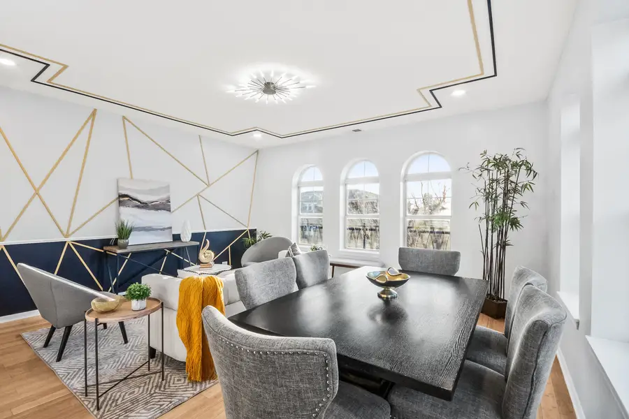 3817 S Ellis Avenue #302, Chicago, IL 60653 - #3