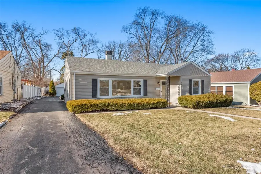 136 Walnut Court, Mundelein, IL 60060 - #2