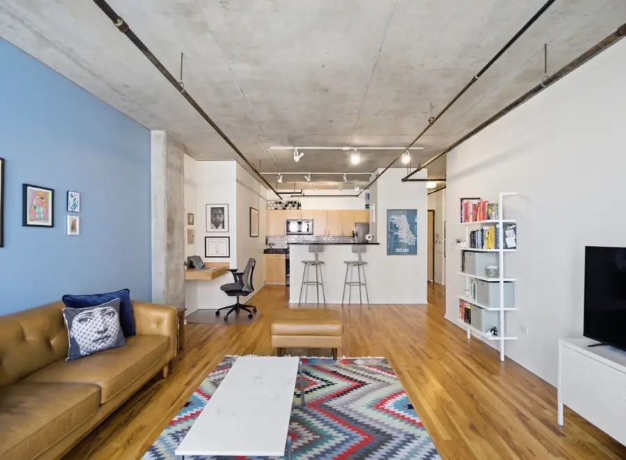 700 W Van Buren Street #602, Chicago, IL 60607 - #2