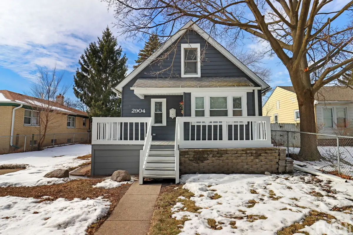 2904 Edina Boulevard, Zion, IL 60099 - #1