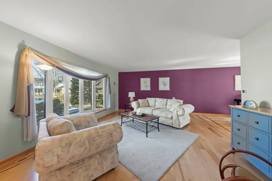 755 Surryse Road, Lake Zurich, IL 60047 - #3